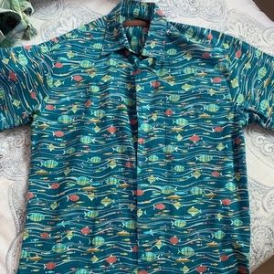 Men’s Tori Richard Button down shirt